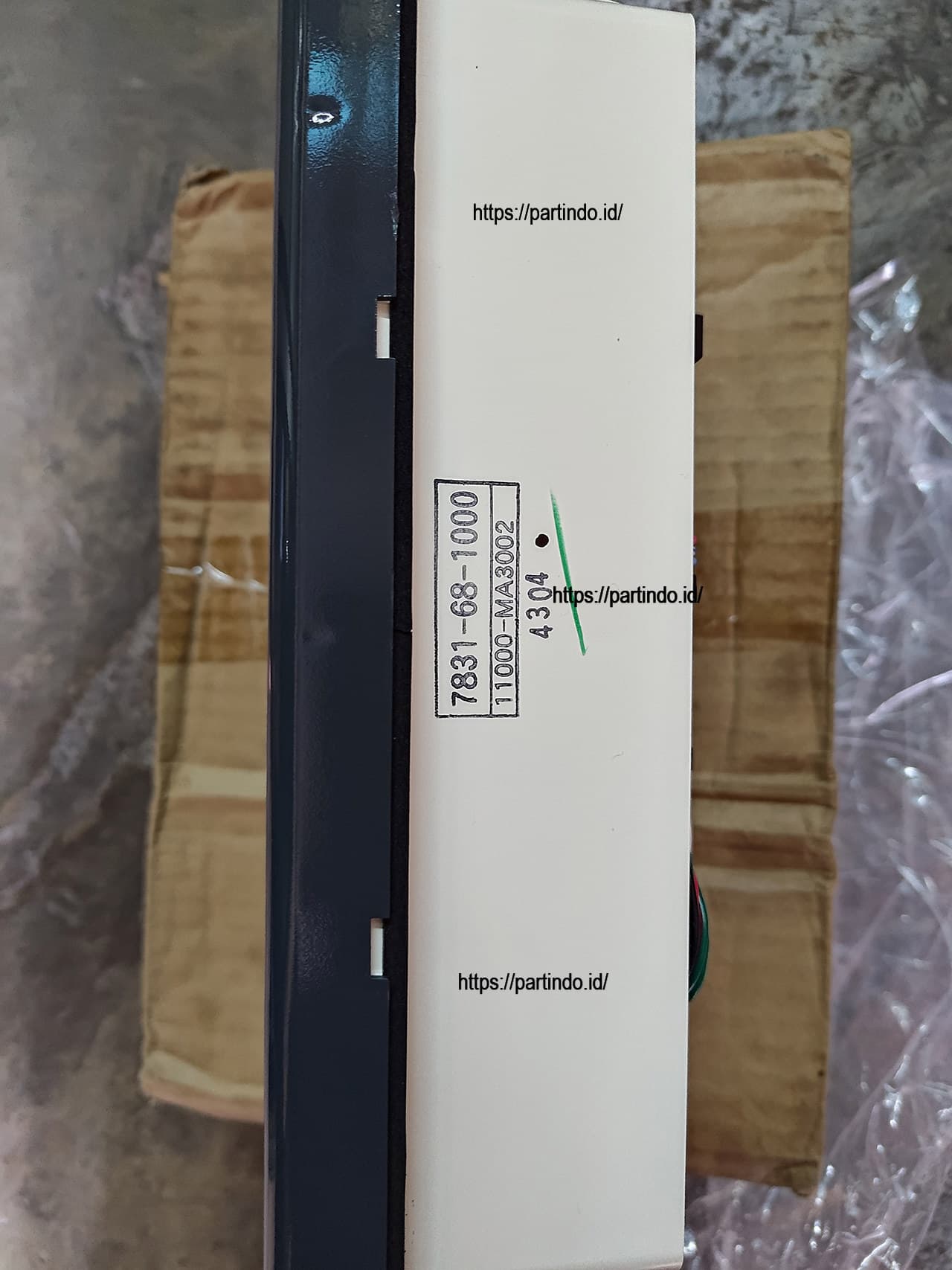 7831-68-1000 7831-68-1100